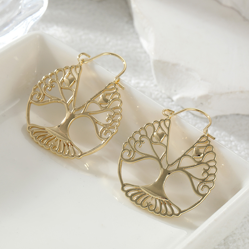 Luxury Lifestyle Jewelry - Luxury Retro Style Hollowed Out Life
