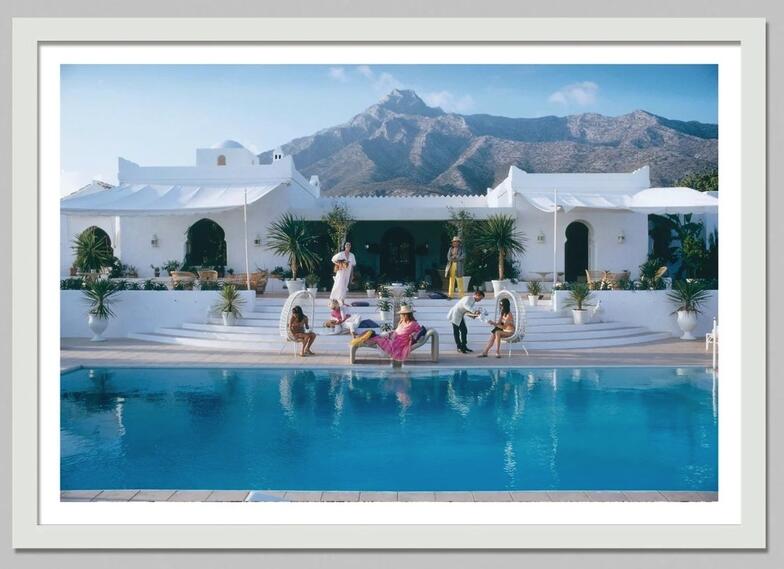 Retro Poolside Host Luxury Lif - Luxury Lifestyle Homes review and price