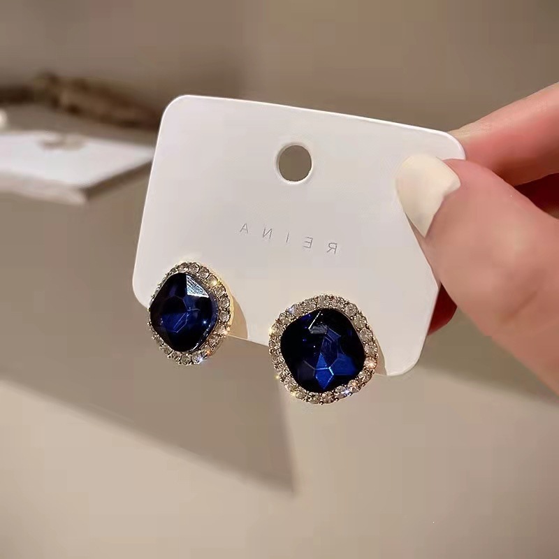 Light Luxury Retro Hong Kong S - Luxury Lifestyle Jewelry review and price