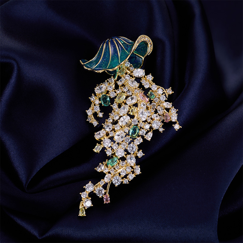 Marine life-encrusted zircon j - Luxury Lifestyle Jewelry review and price