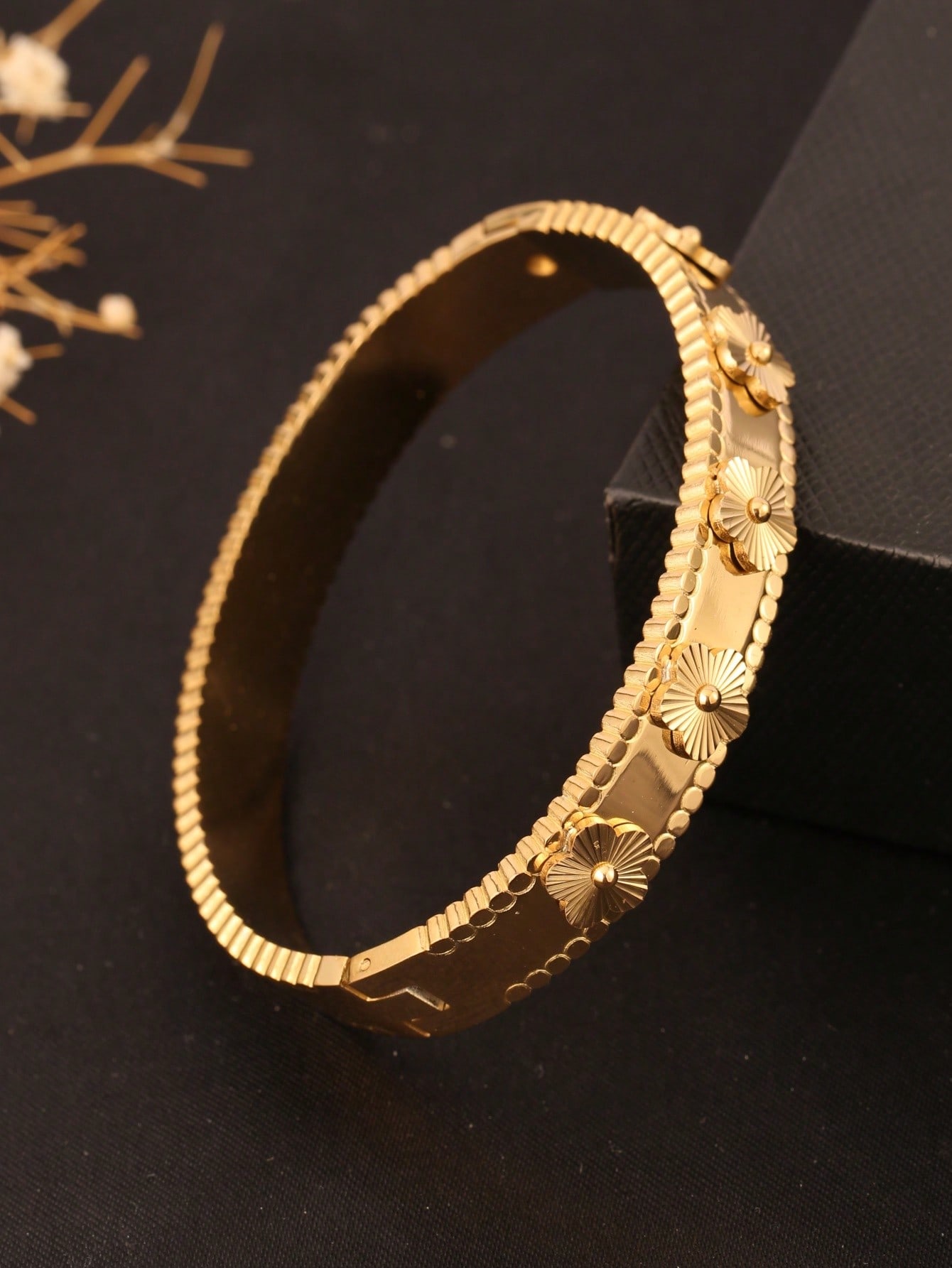 1 Piece of European and Americ - Luxury Lifestyle Jewelry review and price
