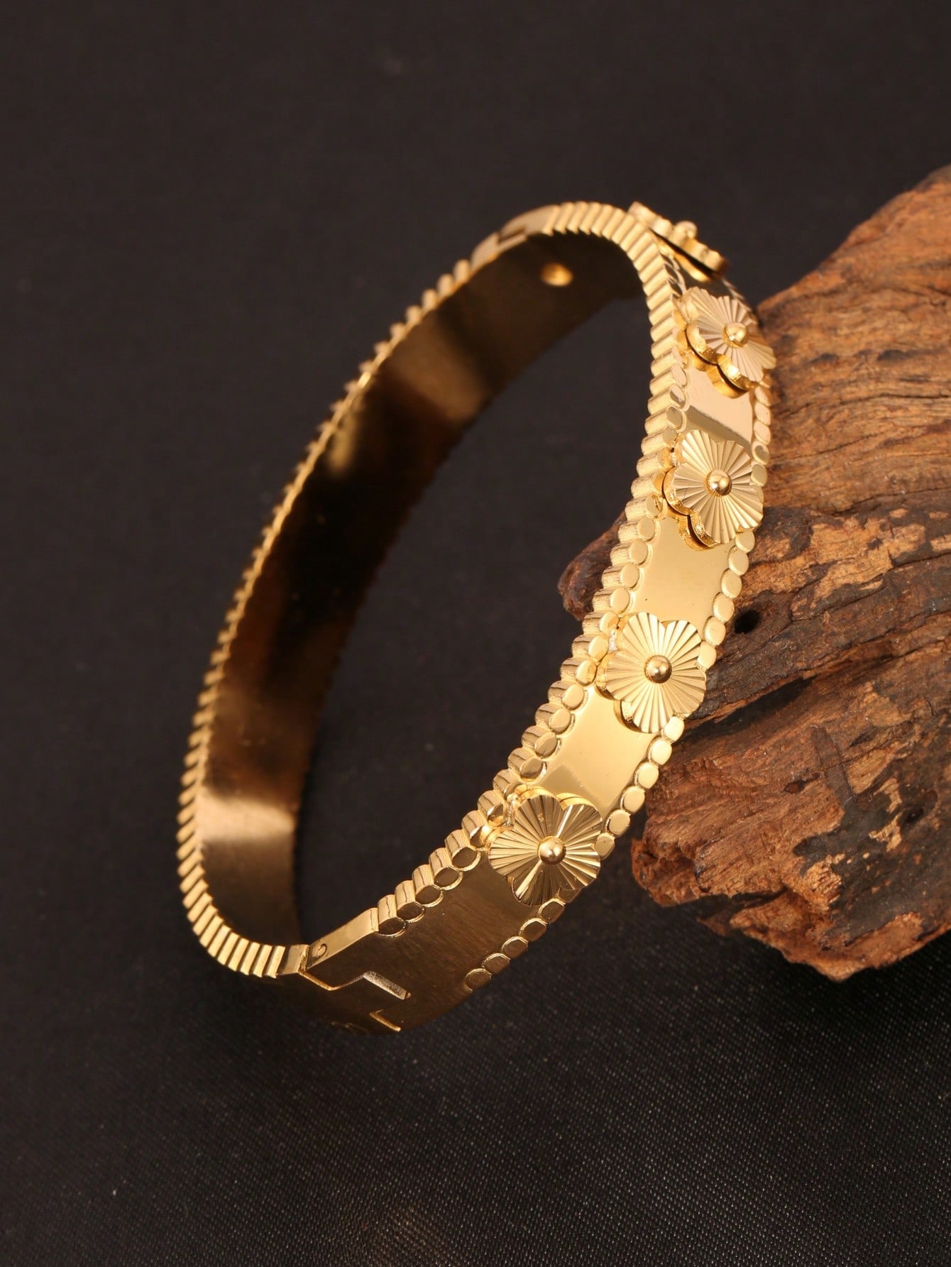 1 Piece of European and Americ - Luxury Lifestyle Jewelry review and price